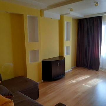 Володимира Висоцького бульв., 6