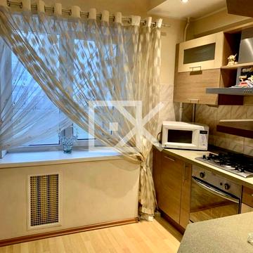 Ентузіастів вул., 9/1