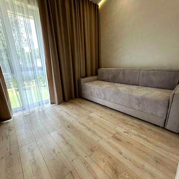 Солідарності вул. (Володимира Ошка), 4