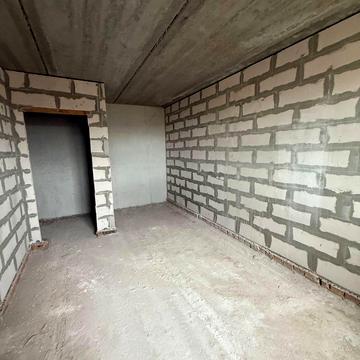 Івана Франка пров., 8/1