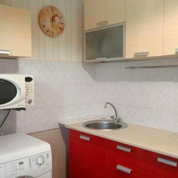 М.Академістечко- 13 хвилин пішки. Шикарна інфраструктура! Комісія 2,5%