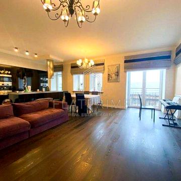 Київ, Почайнинська вул., 70, 4 кімнатна квартира