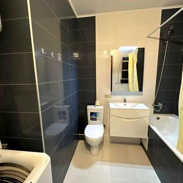 Бориса Гмирі вул., 18