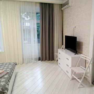 Садова вул., 15