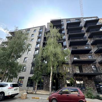 Українська вул., 1-Б/1