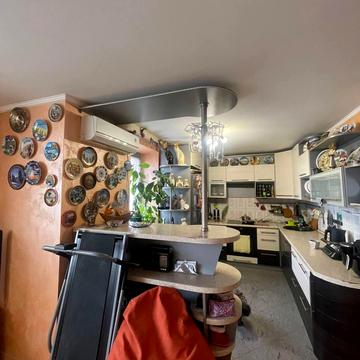 Зарічанська вул., 52/2