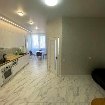 Набережна Перемоги вул., 68-А