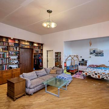 Ярославська вул., 22