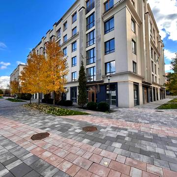 Східна вул., 2