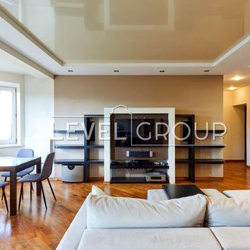 БЕЗ КОМІСІЇ Продаж 2-кімнатна квартира - Подол біля метро ЖК Юрківська 28