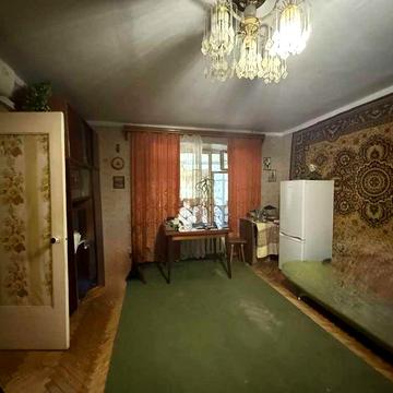 3-кімн. квартира 71 кв. в цегляному будинку р-н Обл. лікарні. 35 000$