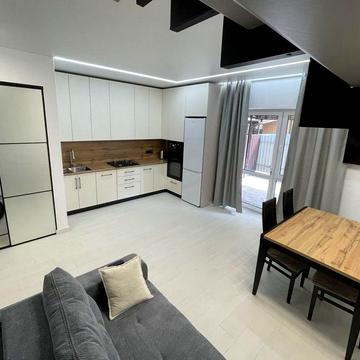 Здається Шикарний 3 кімнатний Таунхаус на Весняному.