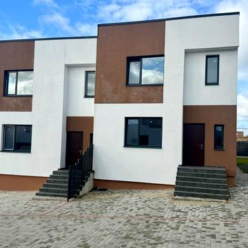 Івана Мазепи вул, 2