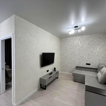 Івана Франка вул., 40 к1