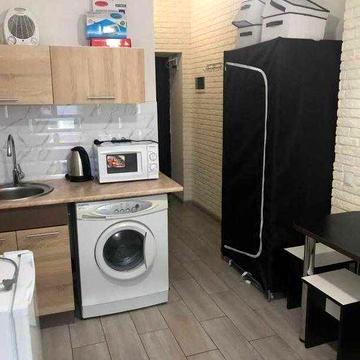 Продам уютную гостинку возле Французского бульвара!