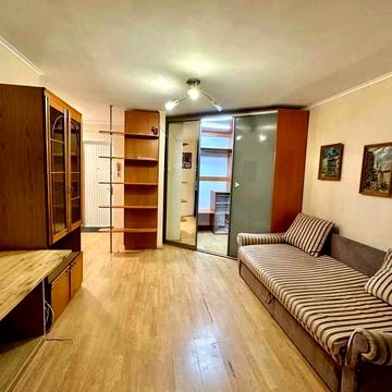 Здам, 1-кімнатну квартиру по вул. Майорівка, 1