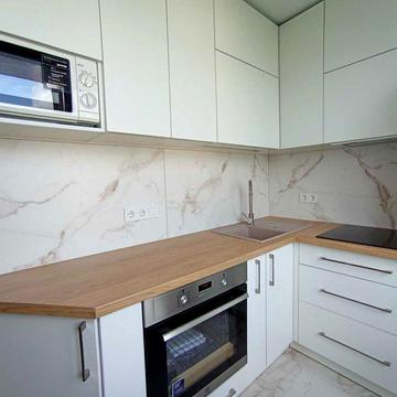 В продаже 2 квартира с евро ремонтом проспект Победы,70.