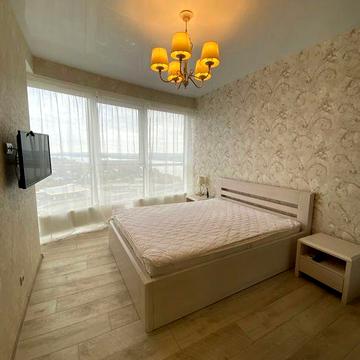 ЖК «Заречный» Просторная 2 комнатная квартира. Метро «Славутич» 3 мин.