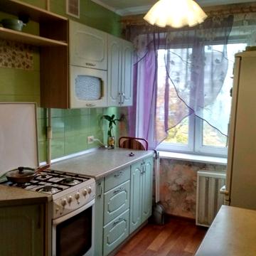 Героїв просп., 7