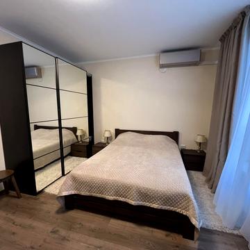 Івана Виговського вул. (Маршала Гречка), 10-Ж