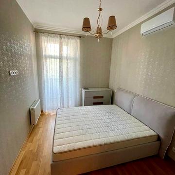 Василя Тютюнника вул. (Анрі Барбюса), 52/1а