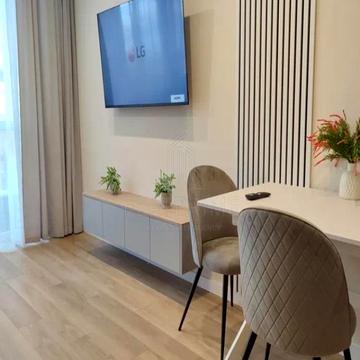 Родини Крістерів вул., 2