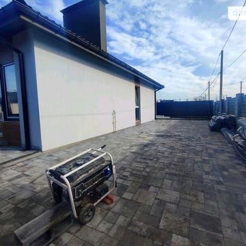 Продаж 3к Дім Остромирська вулиця