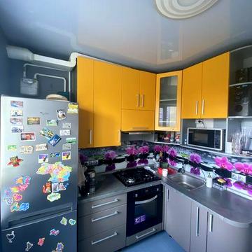 Продам 3-кімн. Лівий берег. 10 мікрорайон.