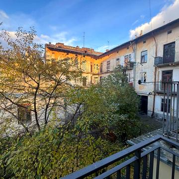 Григорія Сковороди вул., 8