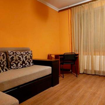 оренда 3 кімн. квартири на Незалежності ( Попова)