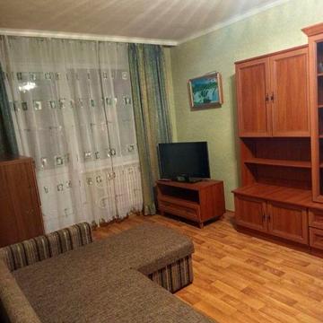 Сдам 2 ком кв м. Студенческая