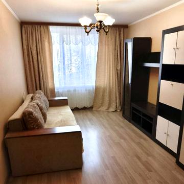 Білоруська вул., 17-Б