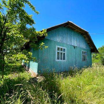 Продається будинок зі власним садом