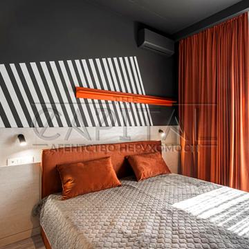 Ґарета Джонса вул. (Сімї Хохлових), 12-А