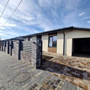 Продаж 3к Дім Остромирська вулиця