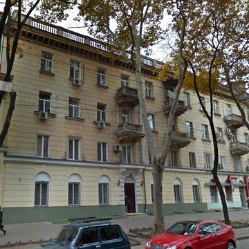 Святослава Караванського вул. (Жуковського), 16