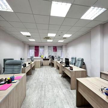 Польова вул., 24д