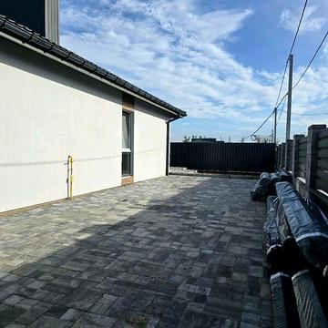 Продаж 3к Дім Остромирська вулиця