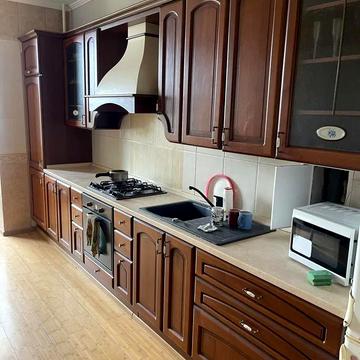 Чорновола вул., 107а