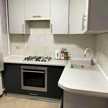 Василя Порика просп., 12