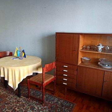 Продаж 1-кім. квартири на Троєщині, бул. Висоцького,4