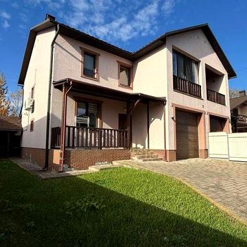 Продається будинок на початку Роші готовий для життя