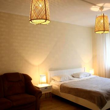 Татарська вул., 7