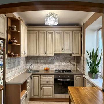 Соборна вул., 9