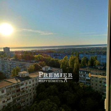 Продом срочно квартиру 2- х комнатную по выгодной цене.