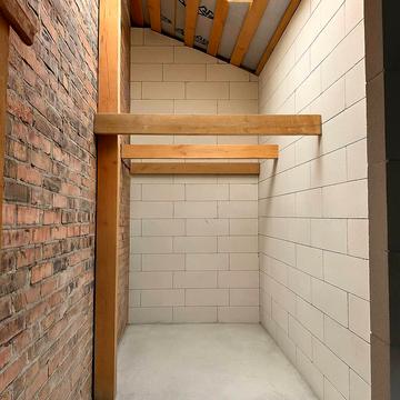 Демянів Лаз вул., 28