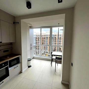 Миру вул., 2-В