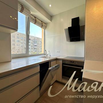 Предславинська вул., 36/38