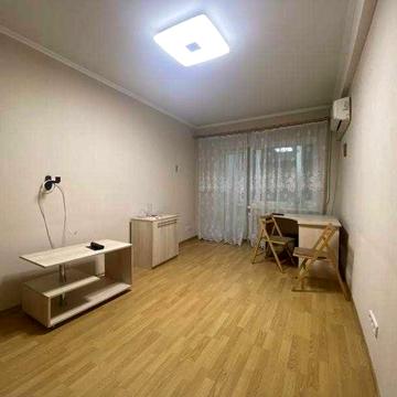 Продам 1 комнатную квартиру на Малиновского/Космонавтов,Черемушки