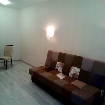 Олексія Вадатурського вул. (Маршала Малиновського), 18